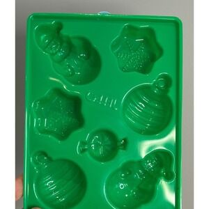 Jell-O Jigglers Holiday Mold Kit Green Christmas Snowman Snowflake Ornament Tray